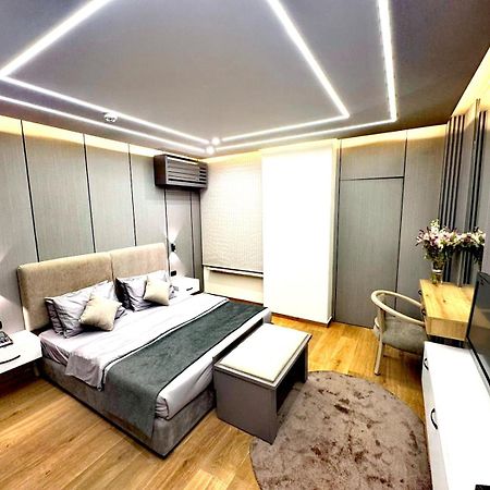 Queens Suite Hotel Бейрут Екстериор снимка