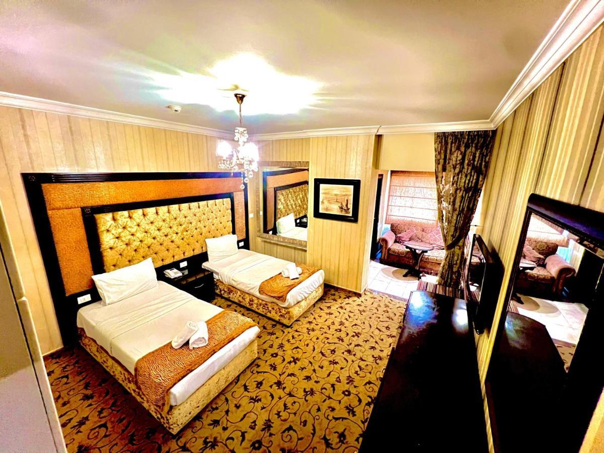 Queens Suite Hotel Бейрут Екстериор снимка