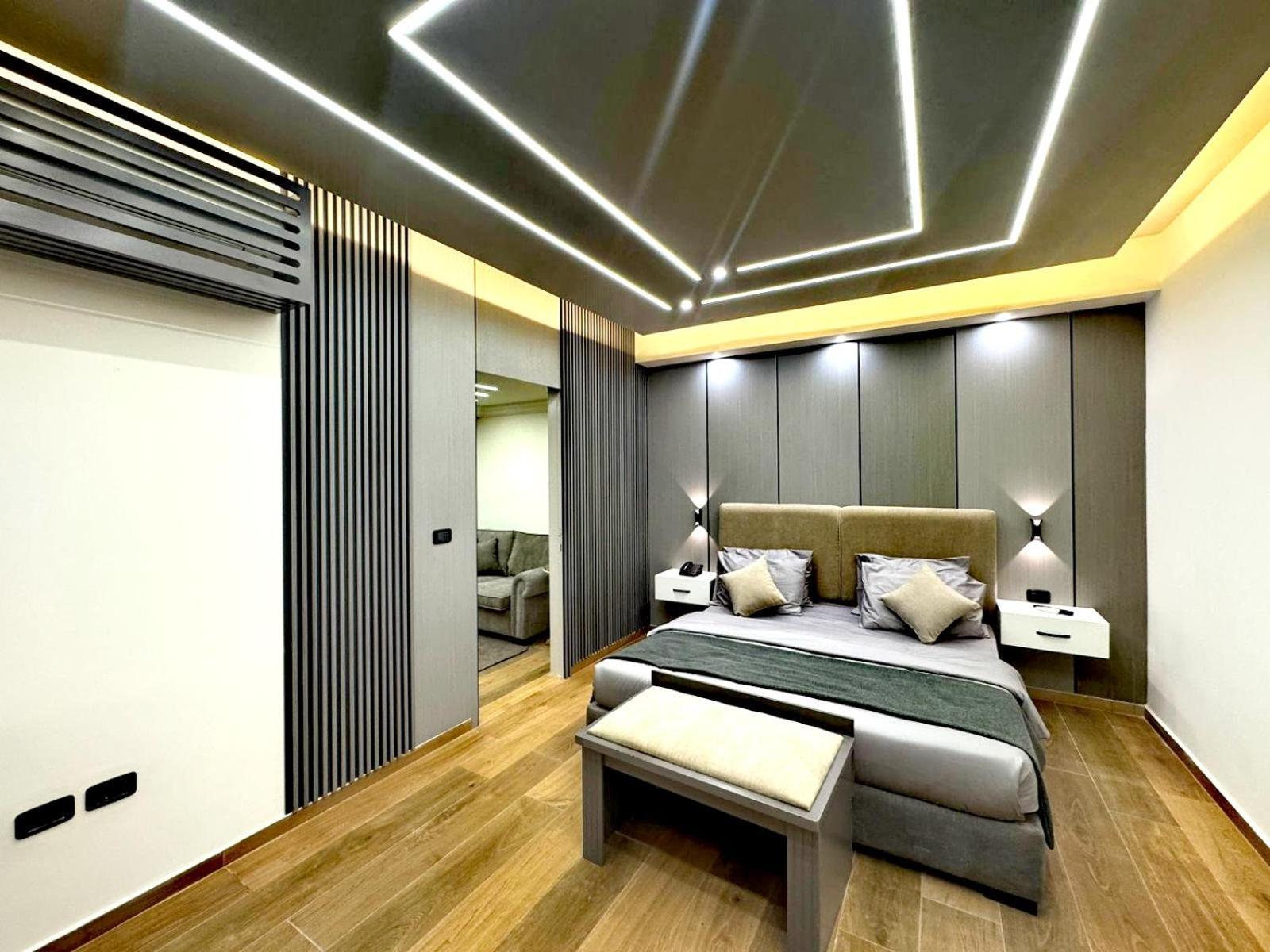 Queens Suite Hotel Бейрут Екстериор снимка