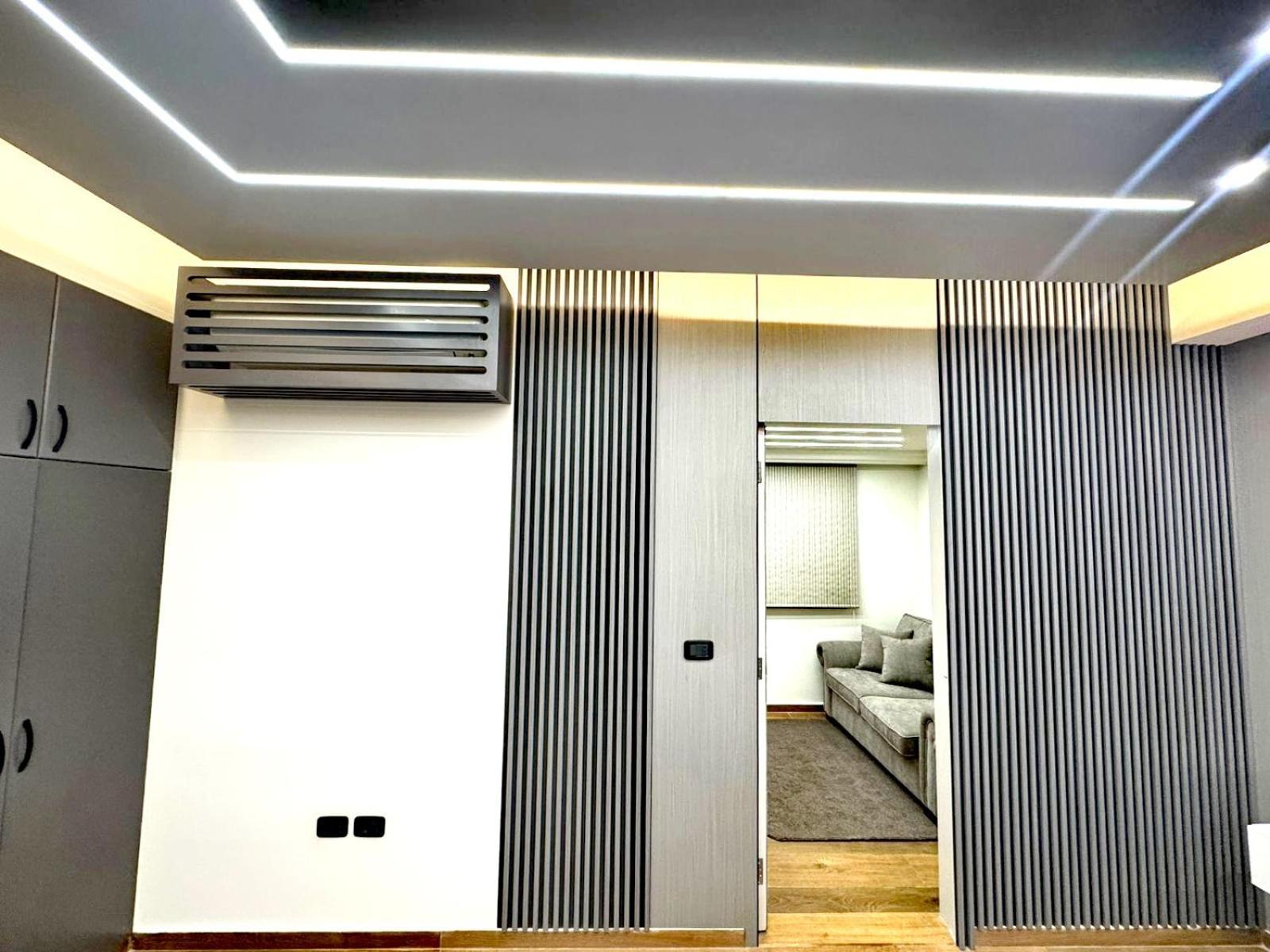 Queens Suite Hotel Бейрут Екстериор снимка